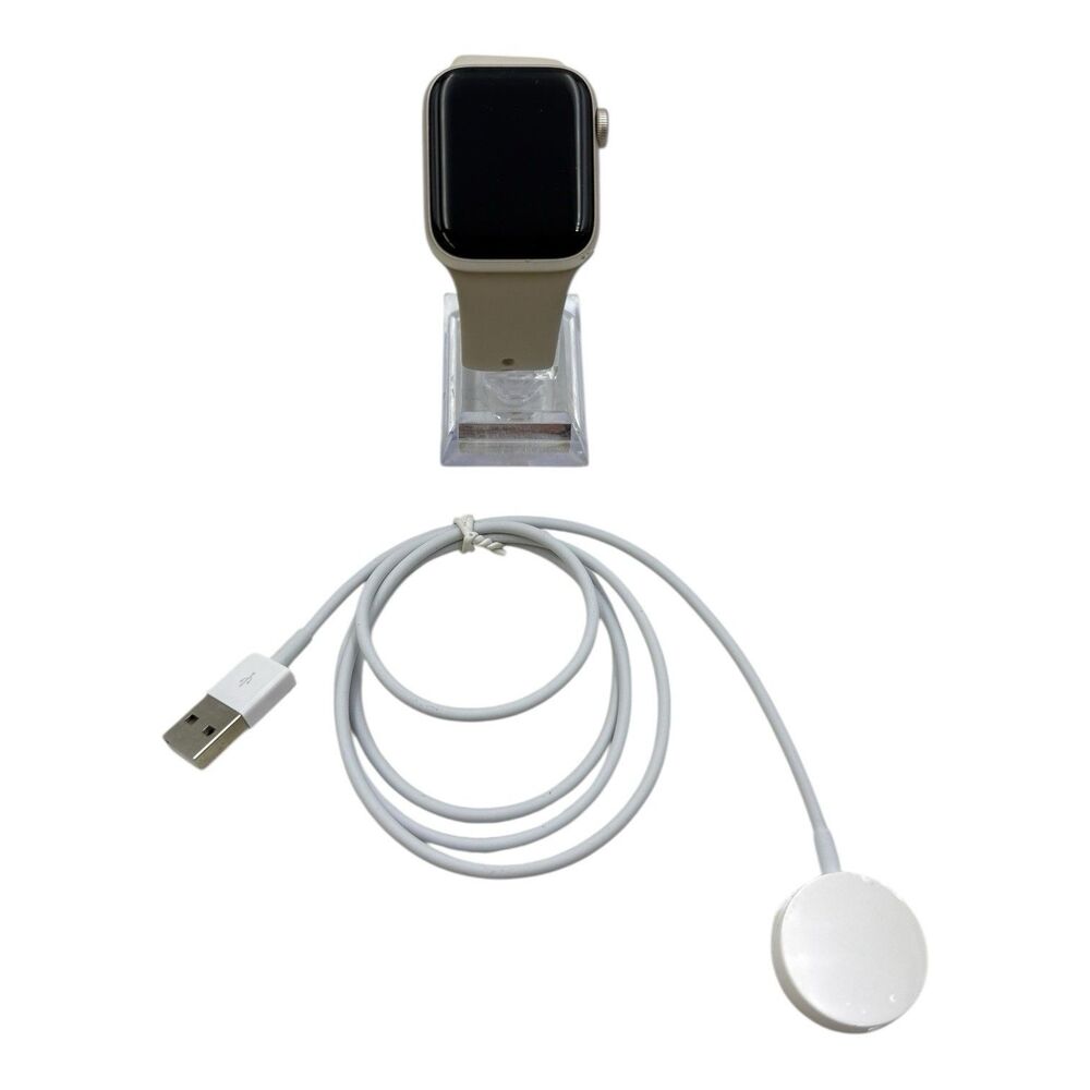 Apple Watch SE 2nd Gen 40MM Silver Aluminum A2722 GPS Battery 98%